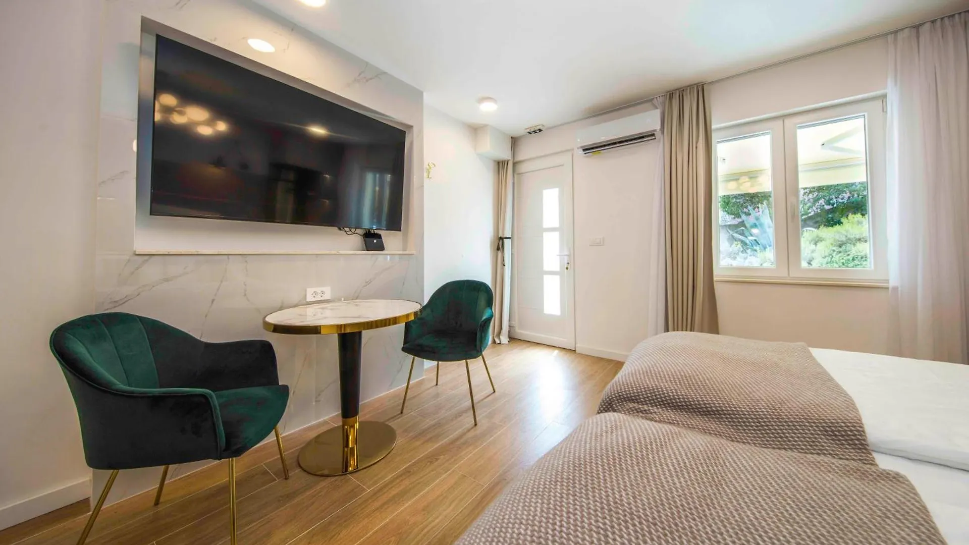 Apartments Magdalena Split 0*,  Hırvatistan